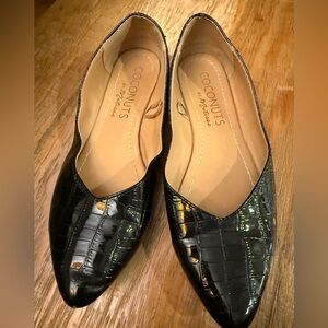 Coconuts by Matisse Black Textured Flats for Office Wear